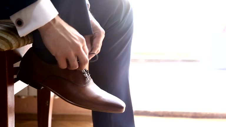 Pantofi eleganți din piele pentru bărbați – IvaLia